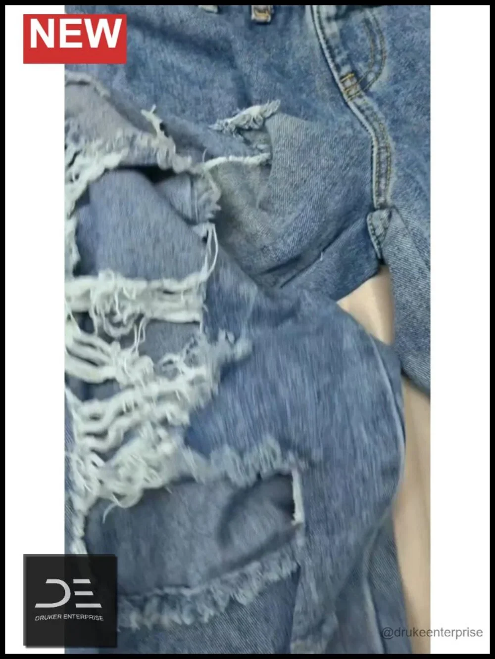 High Waisted Ripped Wide Leg Baggy Jeans with Frayed Details Y2K Streetwear